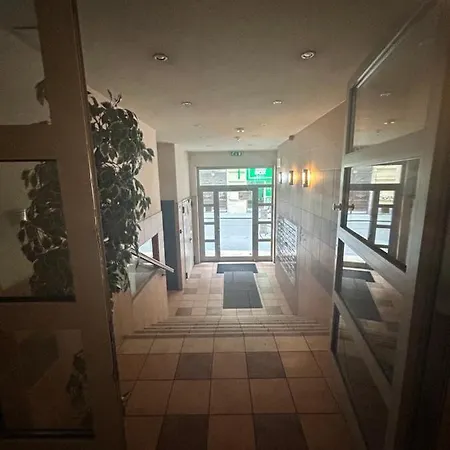 Danube Dwelling Akacfa 26 - Private Indoor Garage Budapest